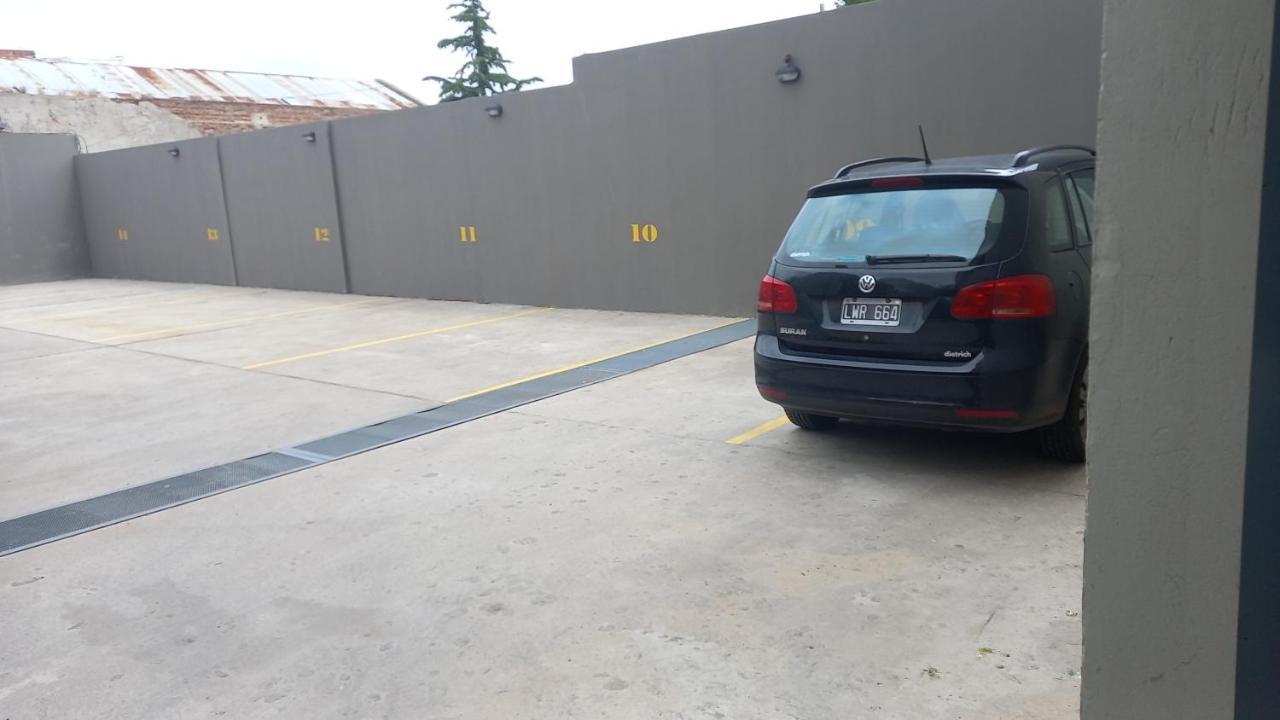 Centro Norte Ll A 400 Mts Del Centro Con Cochera Incluida Bahía Blanca Exterior foto